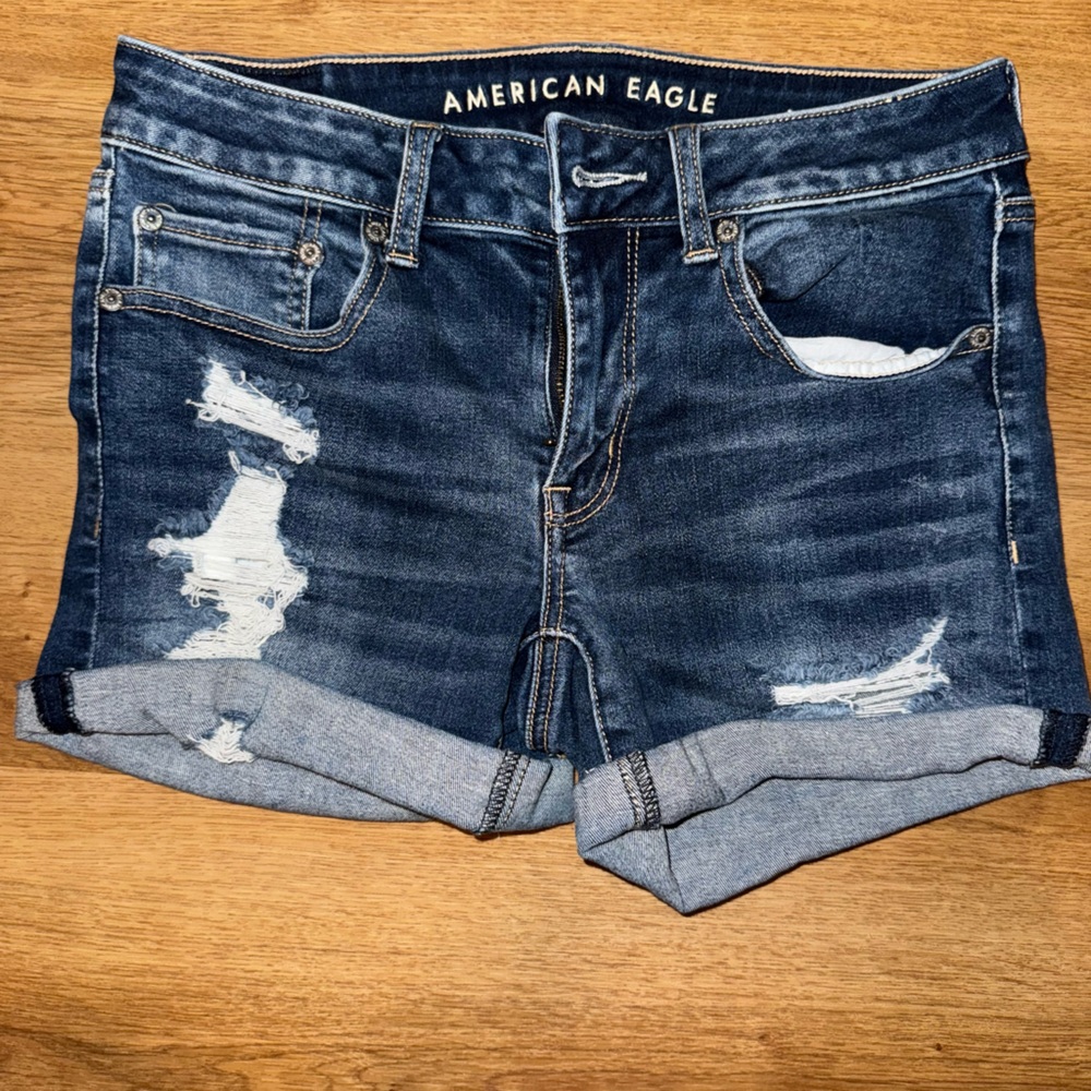 American Eagle Women's Dark Wash Distressed Midi Shorts